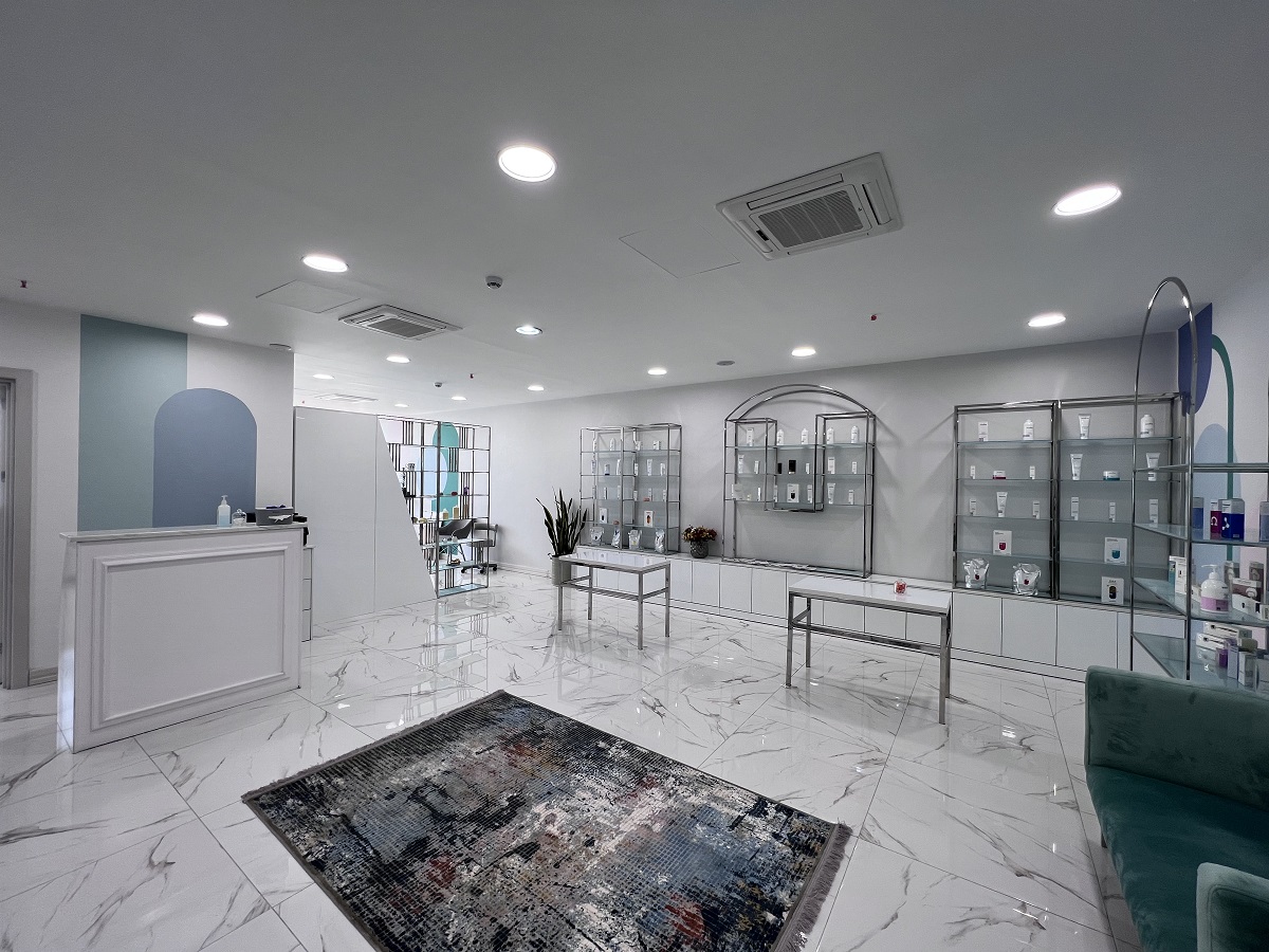 بازسازی کلینیک زیبایی ملک 2